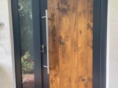 Holz-Haustür mit Alu-Rahmen